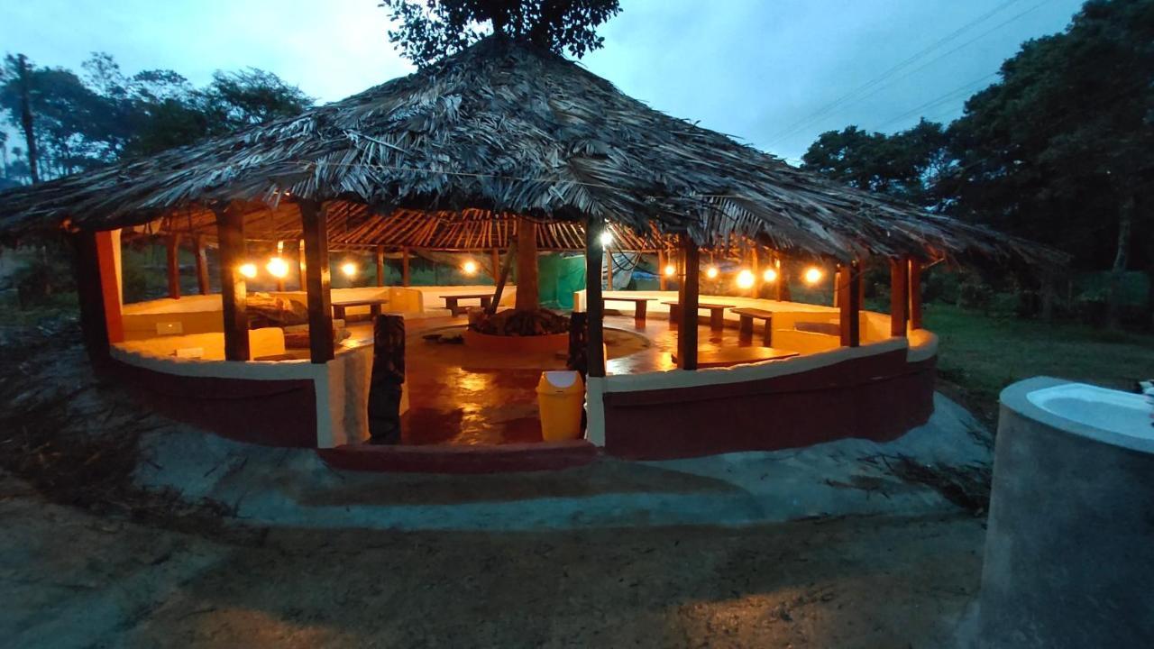 Stoneage Resort סאקלשפור מראה חיצוני תמונה