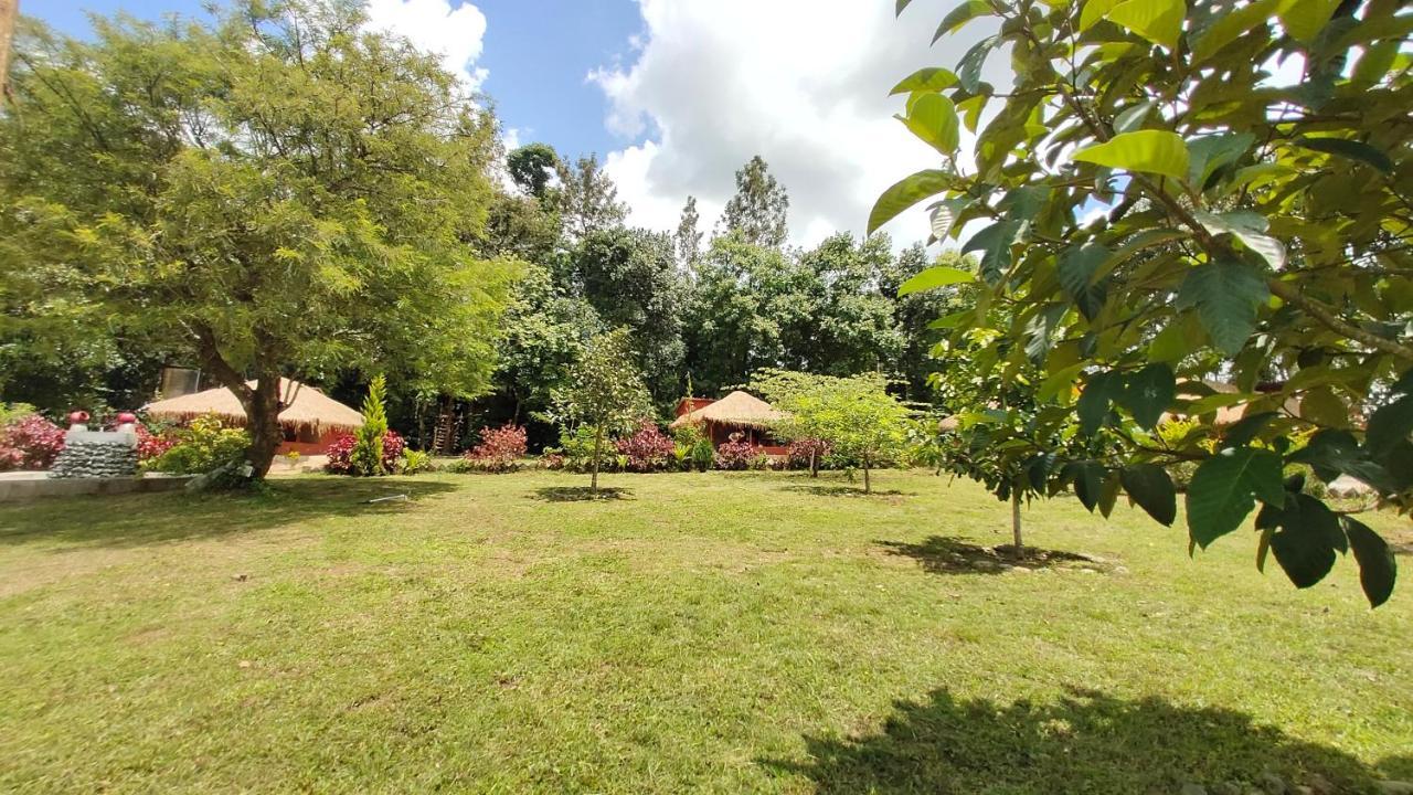 Stoneage Resort סאקלשפור מראה חיצוני תמונה
